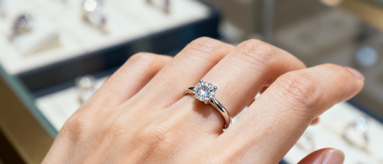 Choosing the Right Main Ring for Stacking Styles