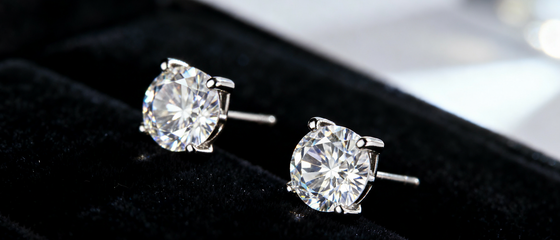 2026 Trends in Diamond Earring Styles and Materials