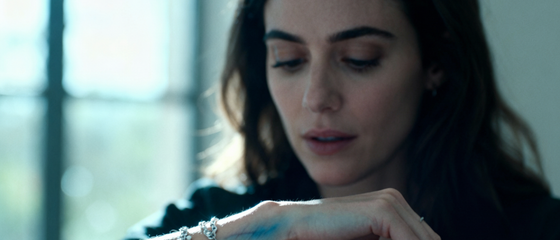 Elevating Luxury Jewelry with Cool Skin Tones and Quality