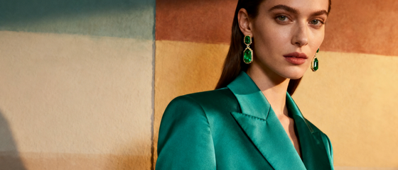 Harmonizing Jewelry with Color‑Blocking Outfits Effectively
