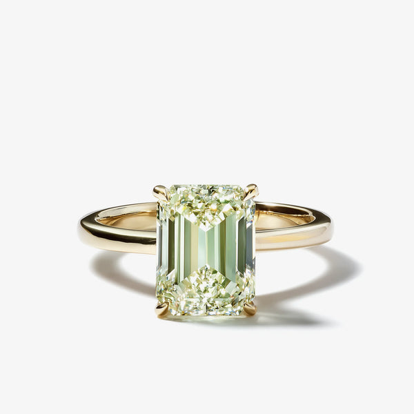 Verdant Hymn Emerald Solitaire Diamond Ring