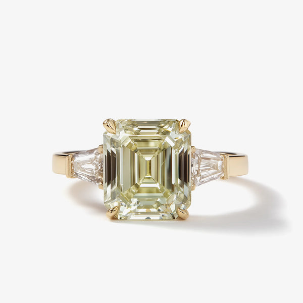 Verdant Hymn Flux Emerald Diamond Ring